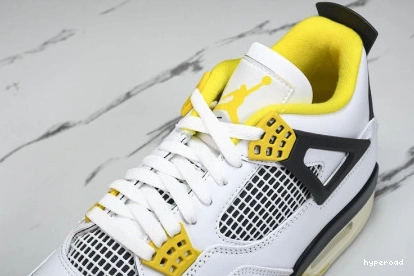 Hyperoad Air “VividSulfur” WMNS Jordan 4 0831